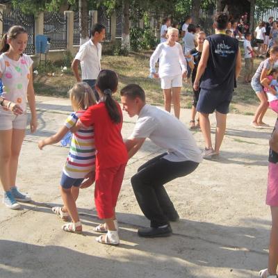 6-10 august: Oţeleni: Un nou campus pentru copii