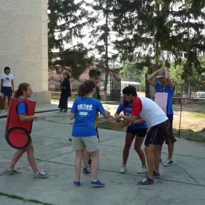 6-10 august: Oţeleni: Un nou campus pentru copii