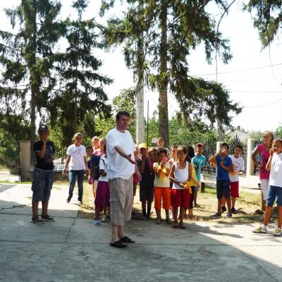 6-10 august: Oţeleni: Un nou campus pentru copii