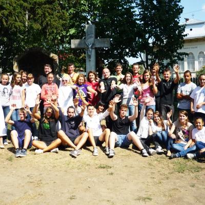 6-10 august: Oţeleni: Un nou campus pentru copii