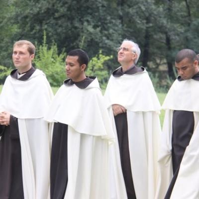 12 august: Luncani: Aniversare la Mănăstirea Carmelită