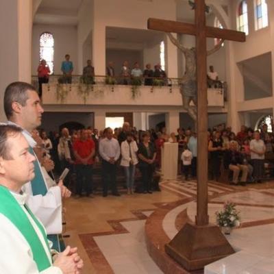 12 august: Luncani: Aniversare la Mănăstirea Carmelită
