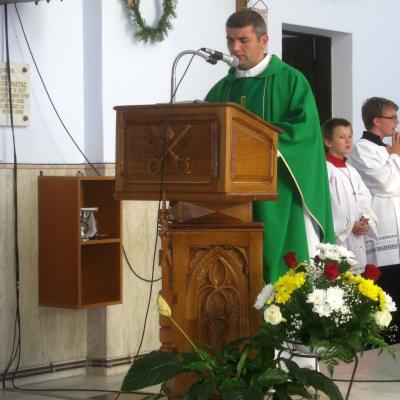 13 august: Cacica: Sosirea voluntarilor pentru pelerinaj