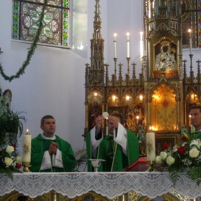 13 august: Cacica: Sosirea voluntarilor pentru pelerinaj
