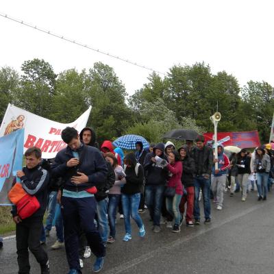 14 august: Cacica: Procesiunea tinerilor