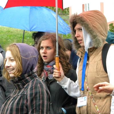 14 august: Cacica: Procesiunea tinerilor