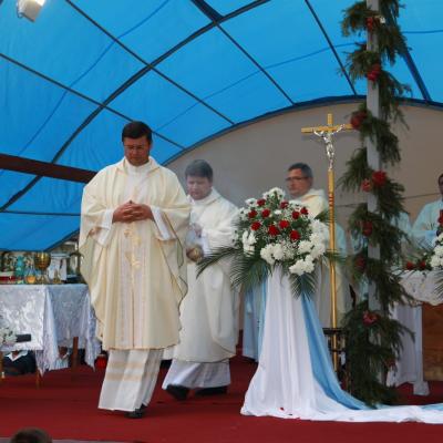 14 august: Bacău-Baraţi: Procesiune către Maica Domnului