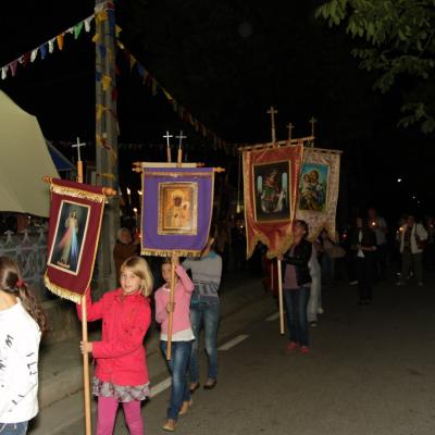 14 august: Bacău-Baraţi: Procesiune către Maica Domnului