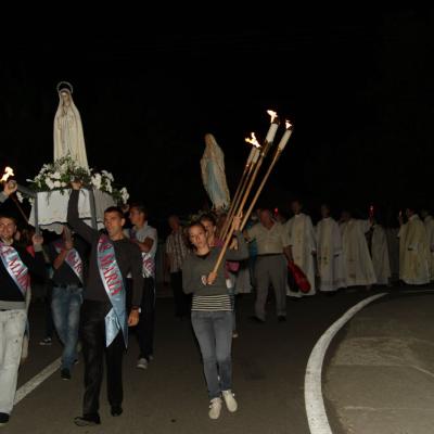 14 august: Bacău-Baraţi: Procesiune către Maica Domnului