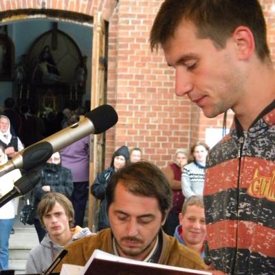 14 august: Cacica: Sfânta Liturghie pentru tineri: un gest frumos pentru Dumnezeu